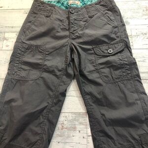 So Wear It Declare It Dark Green Cargo Capri Pants 0